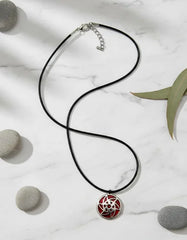 Collar Mangekyo Sharingan de Sasuke Uchiha