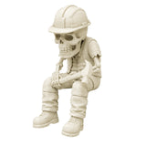 Figura 3D Obrero Esqueleto Fósil con Martillo 9.5 cm