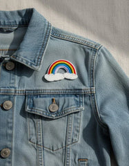 Parche Camiseta Arcoíris con Nubes