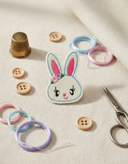 Parche Camiseta Conejita Floral Kawaii