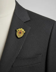 Parche Camiseta Escudo Dorado Elegante