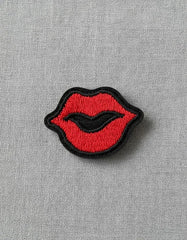 Parche Camiseta Labios Rojos