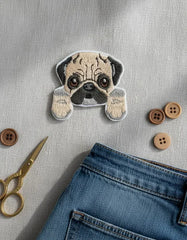Parche Camiseta Pug Curioso