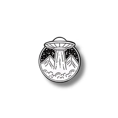 Pin Metálico Abducción Cósmica