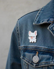 Pin Metálico Bulldog Francés Blanco