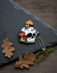 Pin Metálico Calavera Fungi