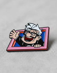 Pin Metálico Carl Saludando