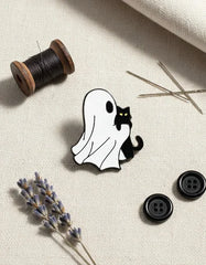 Pin Metálico Fantasma y Gatito Cargado