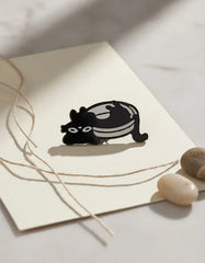 Pin Metalico Gatito en Plato