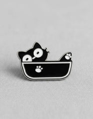 Pin Metálico Gatito en Taza
