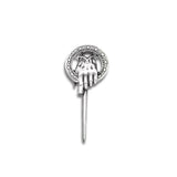Pin Metálico Mano del Rey Plateado