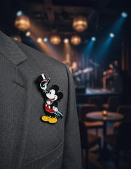 Pin Metálico Mickey Elegante