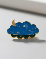 Pin Metálico Nube con Luna y Estrellas