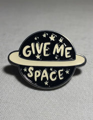Pin Metálico Planeta Dame Espacio