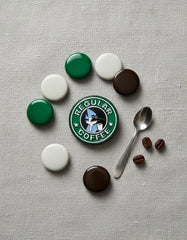 Pin Metálico Regular Coffee Mordecai