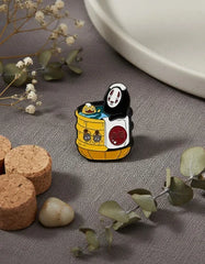 Pin Metálico Sin Cara en Tina