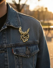 Pin Metálico Sinsajo Rebelde