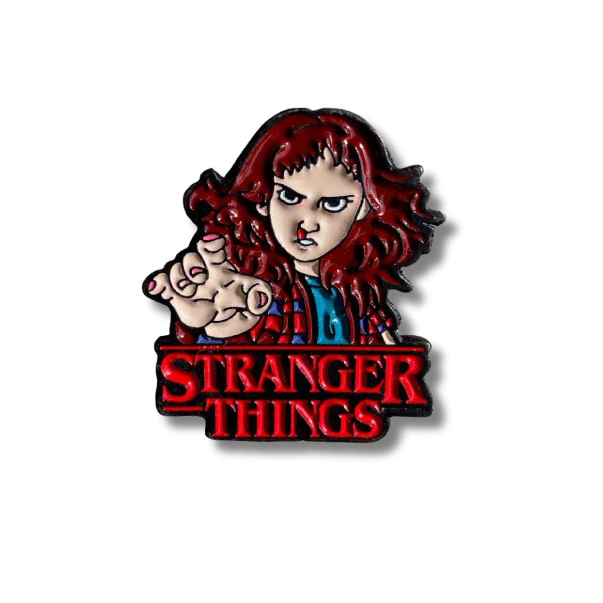 Pin Metálico Eleven Stranger Things con mancha de sangre en la nariz