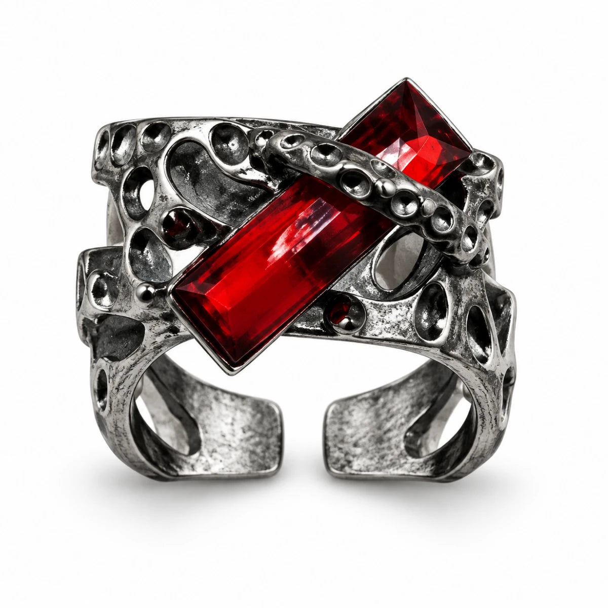 Anillo Gótico con Piedra Roja Rectangular