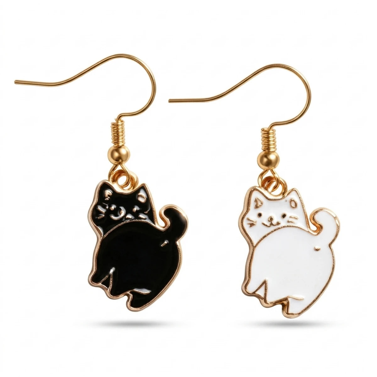 Aretes Gato Negro y Gato Blanco Kawaii