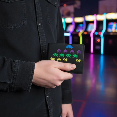 Billetera Beware The Invasion