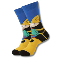 Calcetines largos con diseño de Arnold de Oye, Arnold! en tonos azul, amarillo y negro