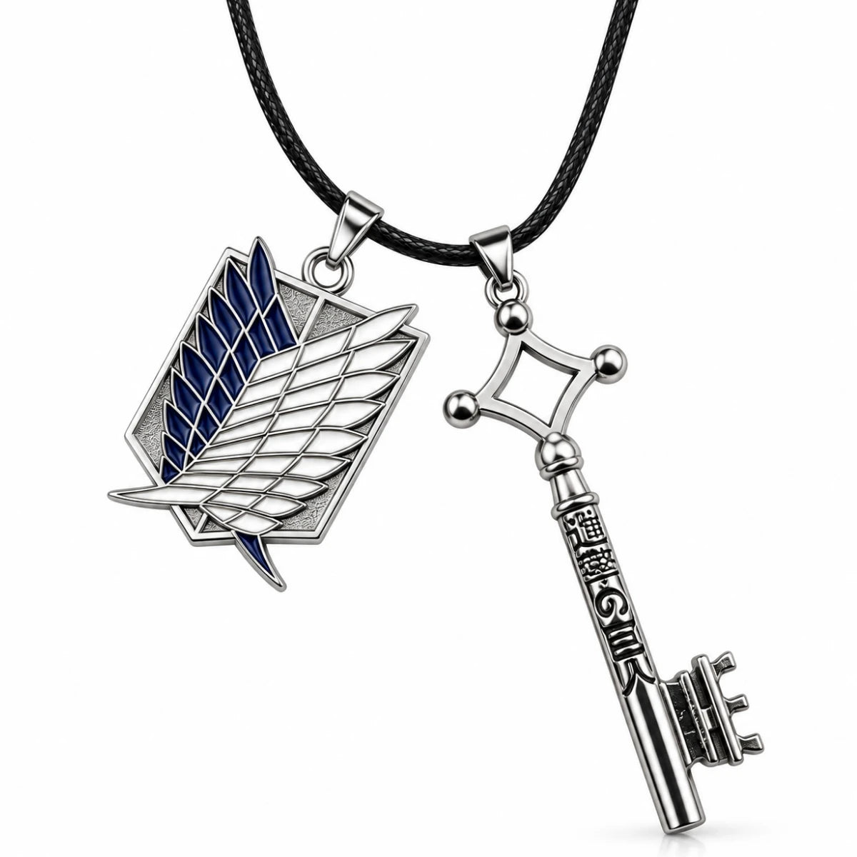 Collar Attack on Titan Alas de la Libertad y Llave