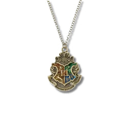 Collar Metálico Escudo Hogwarts Relieve Antiguo