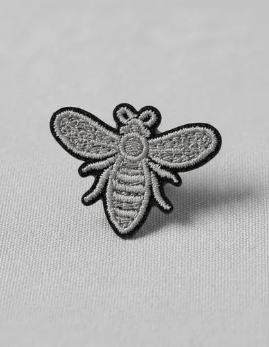 Parche Camiseta Abeja Gris