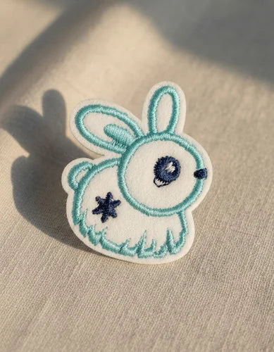 Parche Camiseta Conejito Azul Tierno