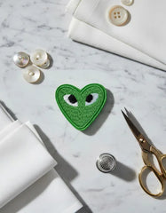 Parche Camiseta Corazón Verde con Ojos