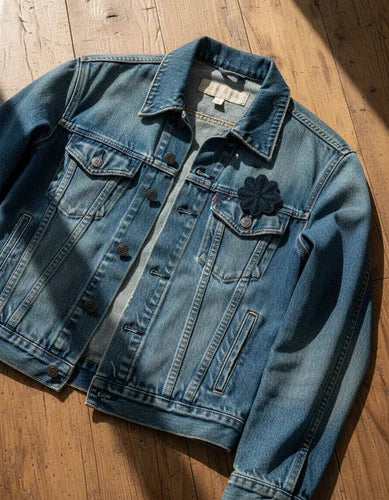 Parche Camiseta Flor Negra