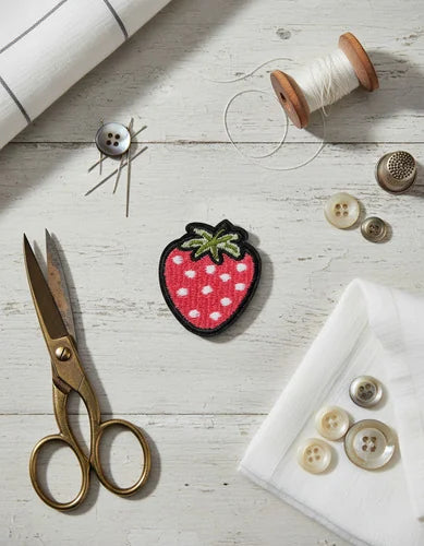 Parche Camiseta Fresa Rosada Cute
