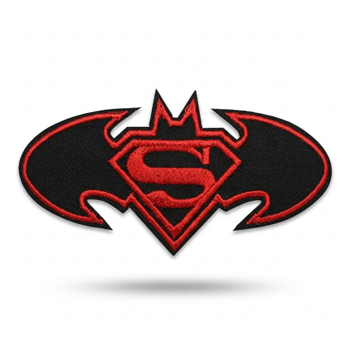 Parche Grande Camiseta Logo Batman Superman Rojo y Negro