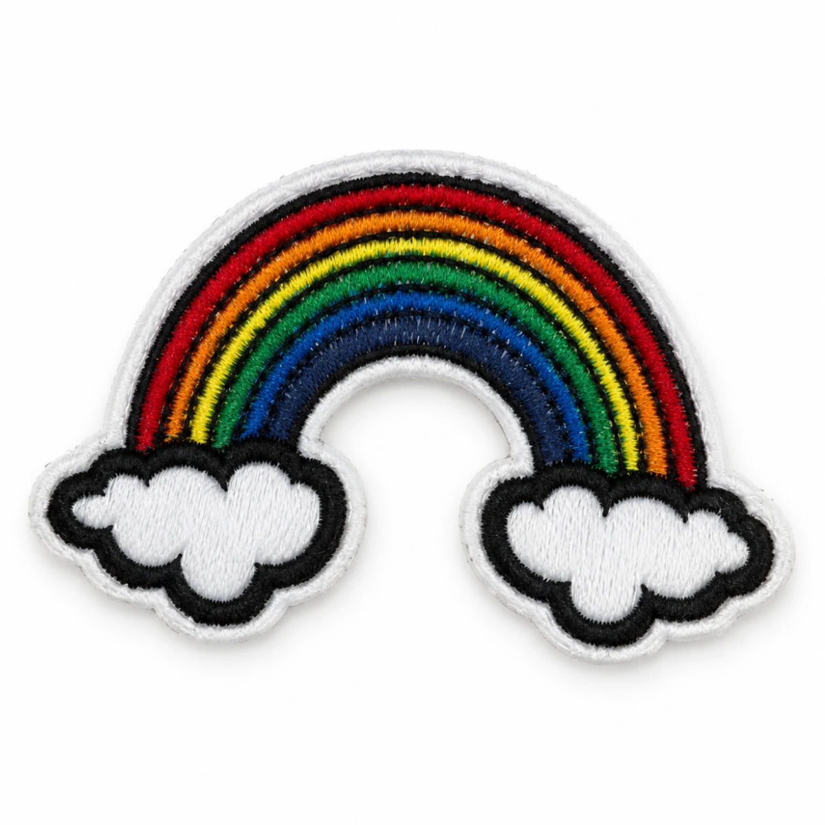 Parche Mediano Camiseta Arcoíris con Nubes