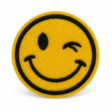 Parche Mediano Camiseta Emoji Guiño