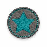 Parche Mediano Camiseta Estrella Turquesa Fondo Gris