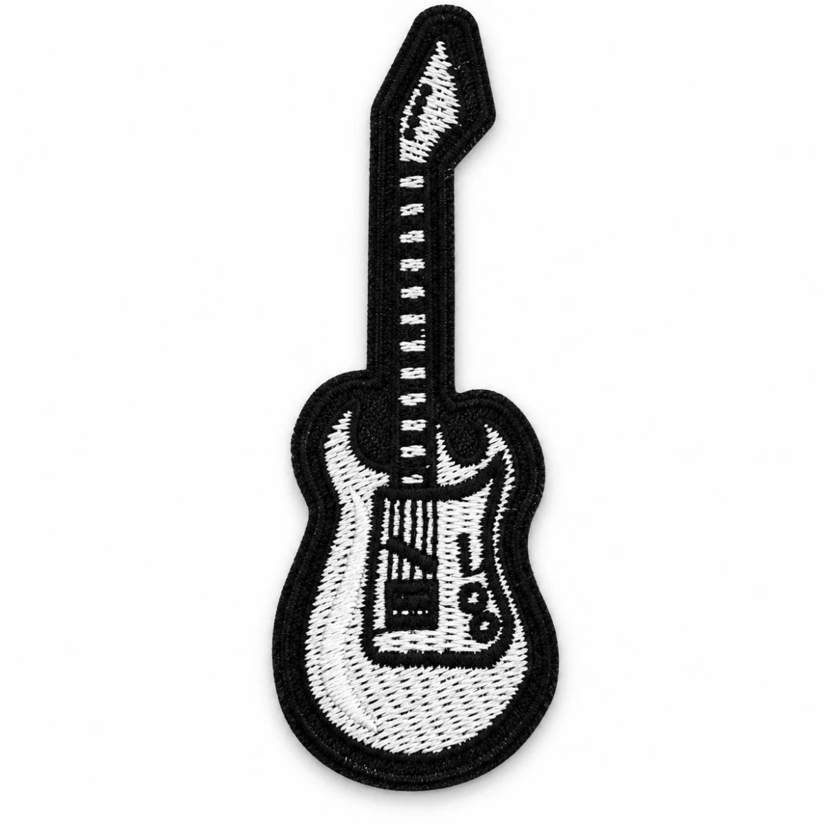 Parche Mediano Camiseta Guitarra Eléctrica Blanco y Negro