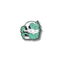 Pin Metálico Calavera Humo Verde