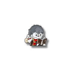 Pin Metálico Harry Potter Leyendo