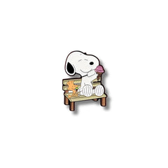 Pin Metálico Snoopy Helado en Banca