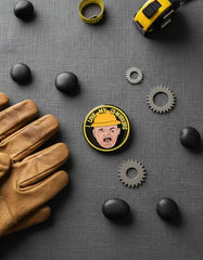 Pin Metálico Amo a Mis Compañeros (Sarcasmo)