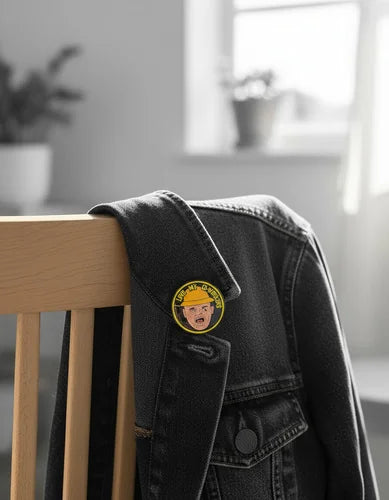 Pin Metálico Amo a Mis Compañeros (Sarcasmo)