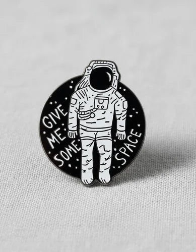 Pin Metálico Astronauta Dame mi Espacio
