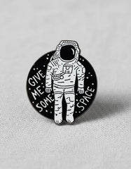 Pin Metálico Astronauta Dame mi Espacio