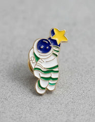 Pin Metálico Astronauta con Estrella