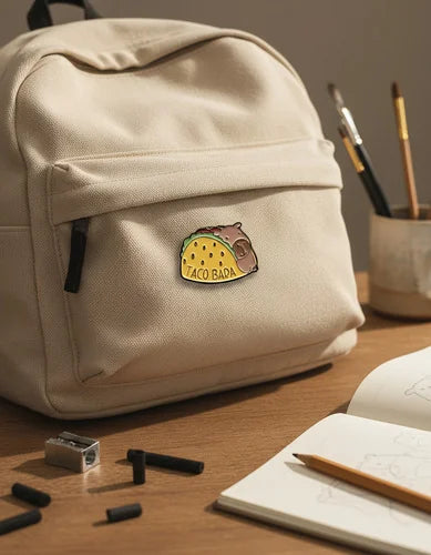 Pin Metálico Capibara Taco Bara