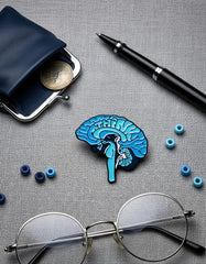 Pin Metálico Cerebro Azul Sección Lateral