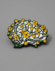 Pin Metálico Cerebro con Flores Amarillas