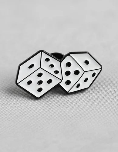 Pin Metálico Dados de la Suerte Oogie Boogie